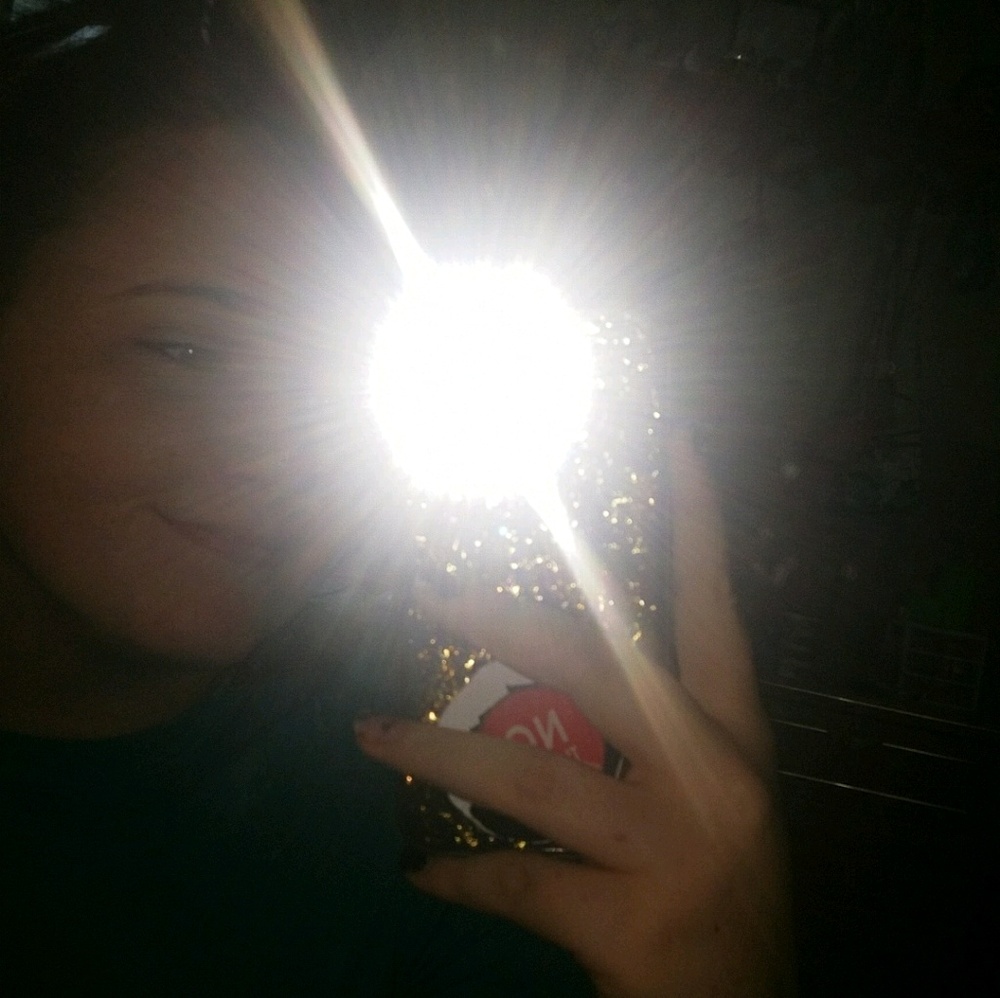 Meet your Posher, Cierra